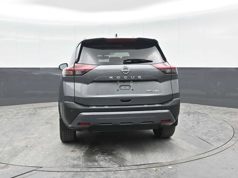 Used 2023 Nissan Rogue SL AWD/4WD image 9