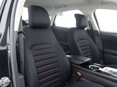 Used 2013 Ford Fusion SE FWD image 28