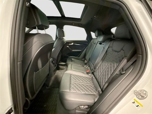 Used 2023 Audi SQ5 Premium Plus image 21