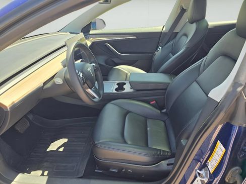 Used 2022 Tesla Model 3 Standard Range RWD image 28
