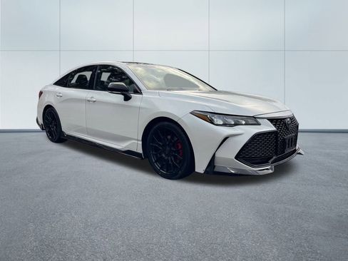 Used 2021 Toyota Avalon TRD image 4