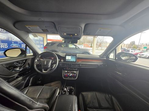 Used 2022 Lincoln Corsair Reserve w/ Equipment Group 201A image 26