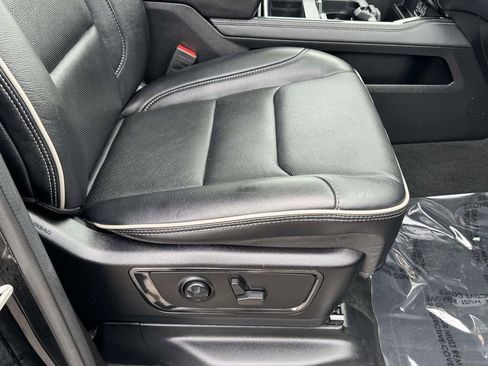 Certified 2024 RAM 1500 Limited image 12