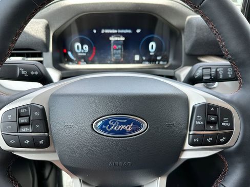 New 2026 Ford Explorer Active RWD image 22