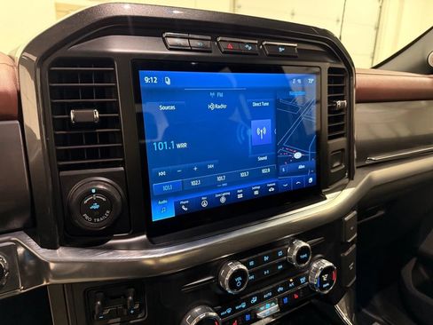 Used 2021 Ford F150 Lariat w/ Equipment Group 502A High AWD/4WD image 24