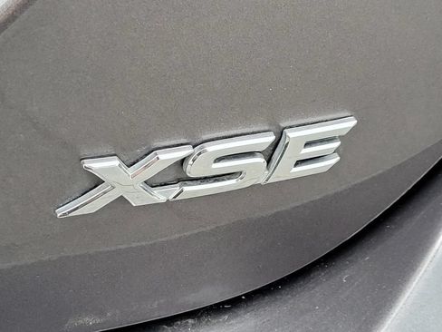 Used 2023 Toyota Camry XSE FWD image 13