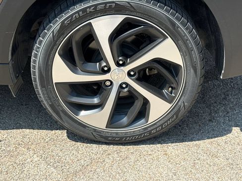 Used 2017 Hyundai Tucson Sport FWD image 7