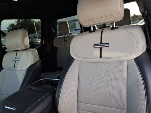 Used 2025 Ford F150 Lightning Platinum image 16