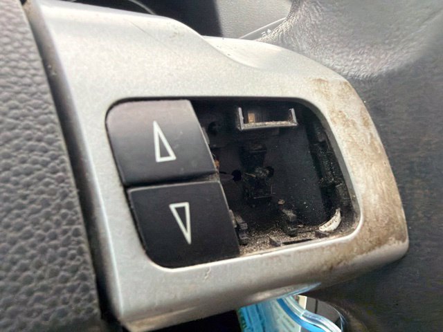 Used 2008 Saturn Astra XR w/ Advanced Audio Package FWD image 31
