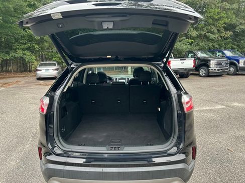 Used 2019 Ford Edge Titanium w/ Cold Weather Package image 24