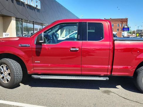 Used 2015 Ford F150 XLT w/ Equipment Group 302A Luxury AWD/4WD image 7