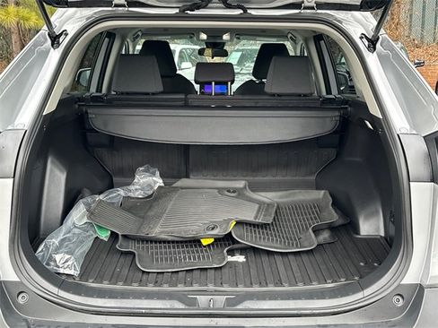 Used 2025 Toyota RAV4 XLE image 6
