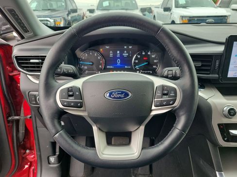 Certified 2023 Ford Explorer XLT w/ Equipment Group 202A AWD/4WD image 23