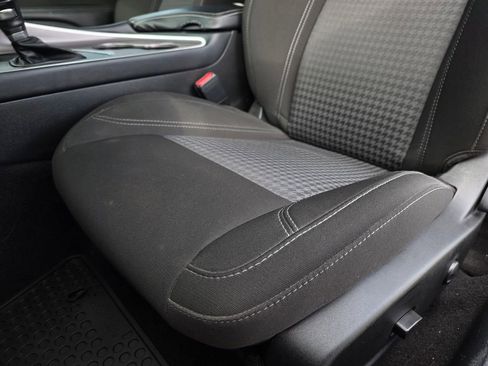 Used 2022 Dodge Challenger SXT w/ Blacktop Package image 22