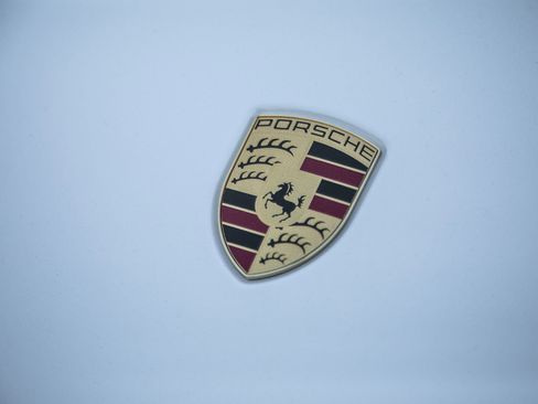 Certified 2026 Porsche Macan AWD/4WD image 25