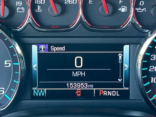 Used 2018 Chevrolet Suburban LT AWD/4WD image 19