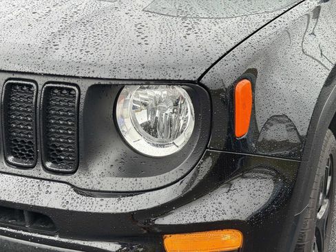 Used 2023 Jeep Renegade Altitude w/ Sun/Sound Group image 10