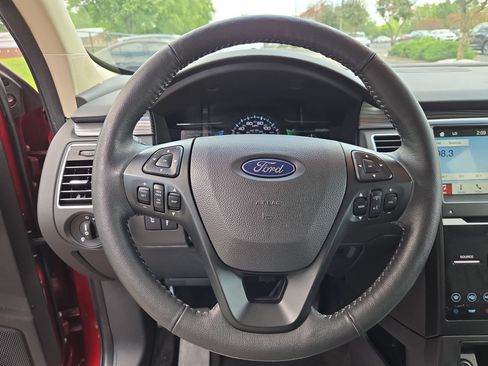 Used 2019 Ford Flex Limited w/ Equipment Group 301A AWD/4WD image 31