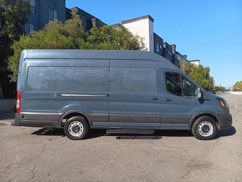 Used 2020 Ford Transit 250 148 High Roof Extended RWD image 4