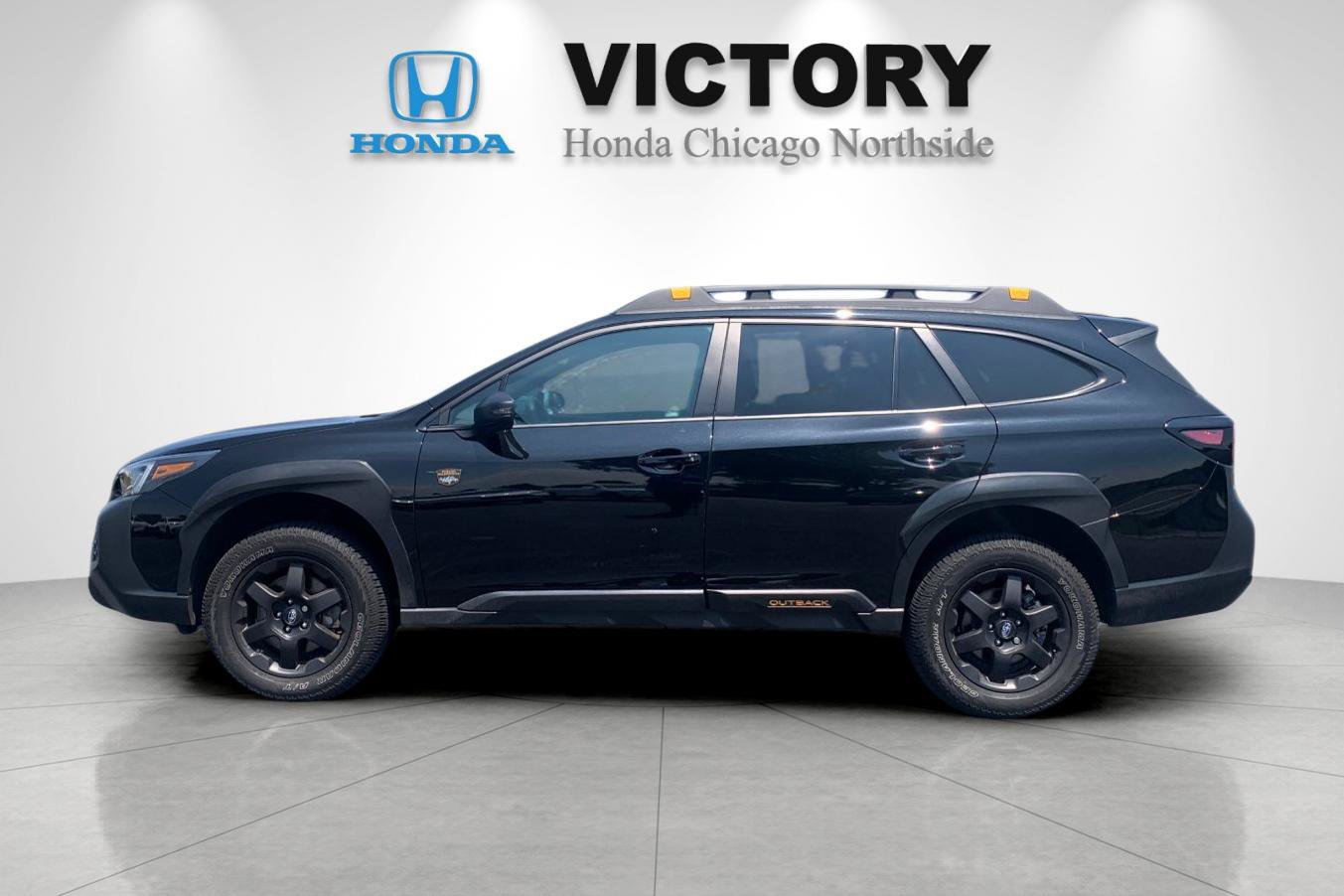 Used 2025 Subaru Outback Wilderness AWD/4WD image 2