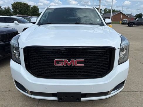 Used 2019 GMC Yukon XL SLT AWD/4WD image 2