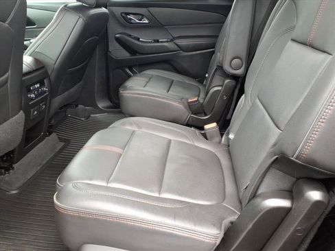 Certified 2023 Chevrolet Traverse RS image 10