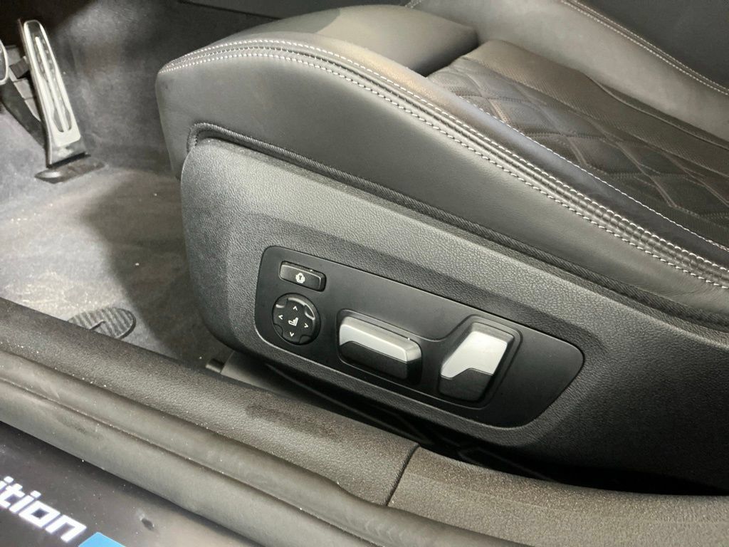 Certified 2025 BMW M8 Competition AWD/4WD image 20
