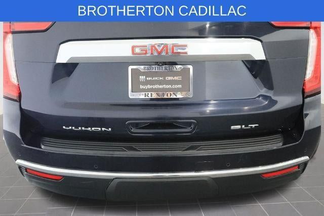 Used 2023 GMC Yukon XL SLT AWD/4WD image 16