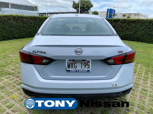 Used 2024 Nissan Altima 2.5 SR FWD image 24