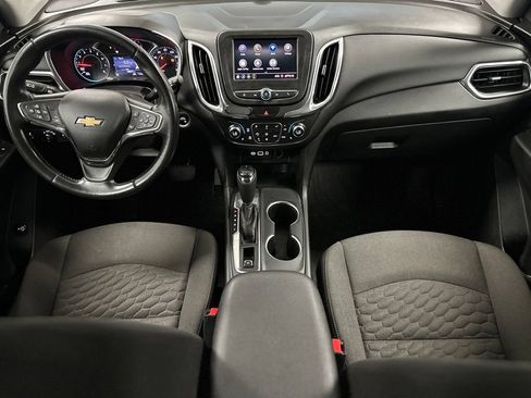 Used 2020 Chevrolet Equinox LT w/ Driver Convenience Package FWD image 3