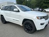 Used 2018 Jeep Grand Cherokee Altitude image 5
