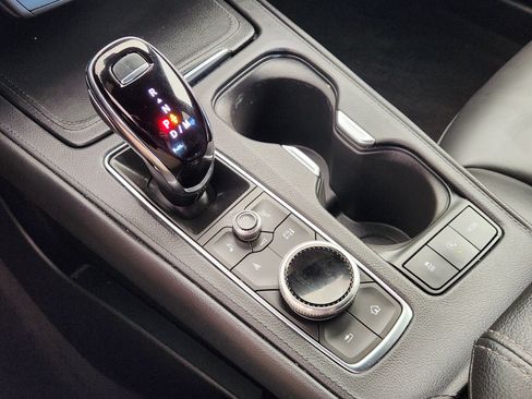 Certified 2024 Cadillac XT4 Premium Luxury image 20