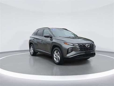 Used 2023 Hyundai Tucson SEL image 2