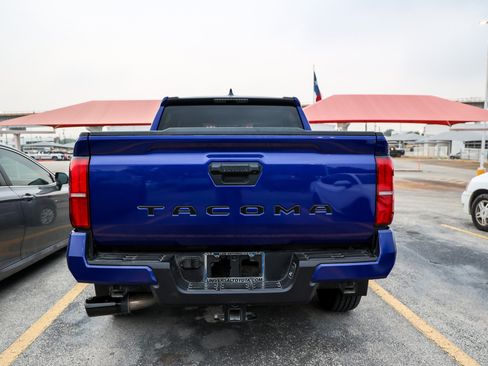 Used 2024 Toyota Tacoma SR5 RWD image 10