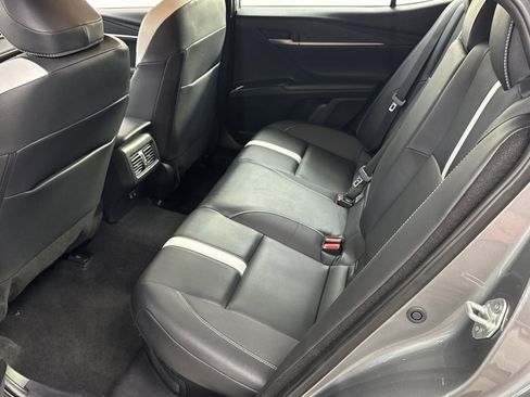 Used 2025 Toyota Camry SE FWD image 36