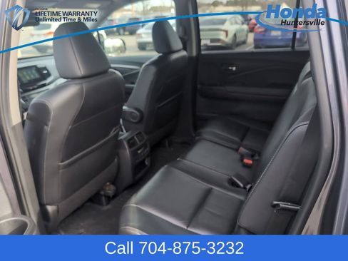 Used 2021 Honda Pilot Special Edition image 14