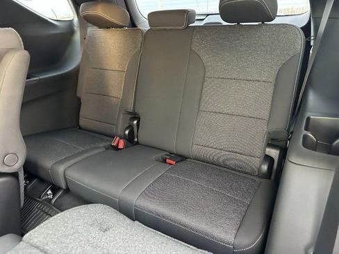 New 2026 Chevrolet Traverse LT w/ LPO, Floor Liner Package image 5