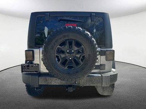 Used 2016 Jeep Wrangler Unlimited Sport image 12