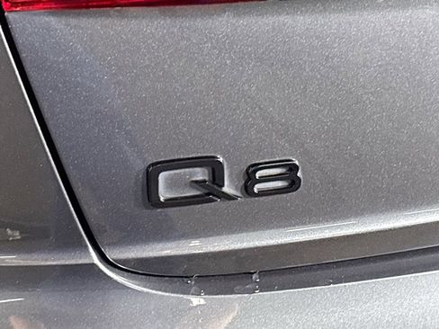 Used 2023 Audi Q8 Premium Plus w/ Premium Plus Package AWD/4WD image 25