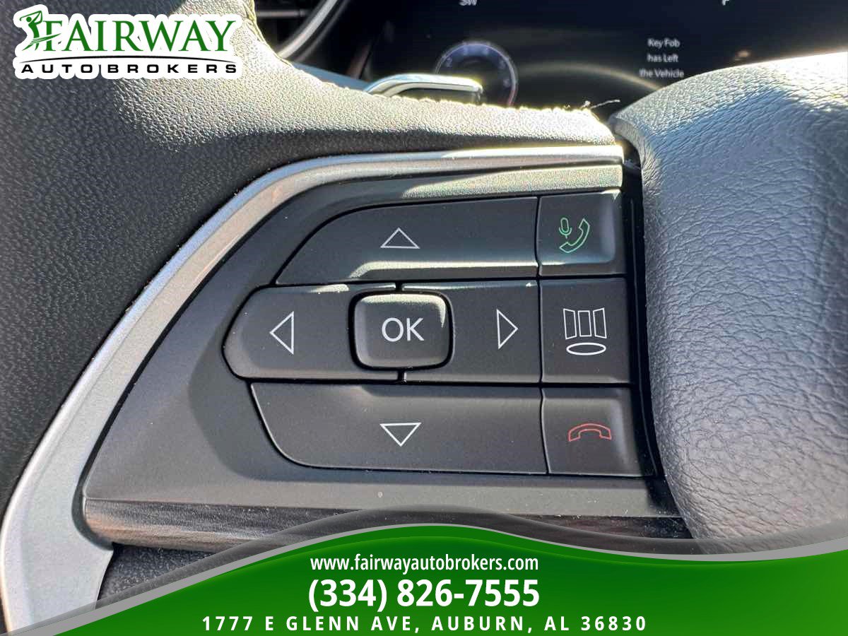 Used 2023 Jeep Grand Cherokee L Laredo AWD/4WD image 20
