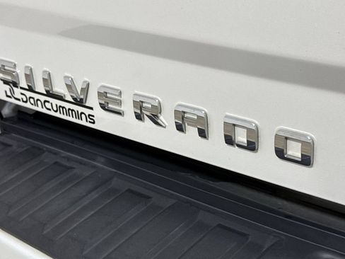 Used 2017 Chevrolet Silverado 1500 LT w/ All Star Edition AWD/4WD image 25