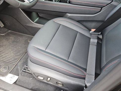 New 2026 Chevrolet Traverse Z71 w/ Driver Confidence Package image 4