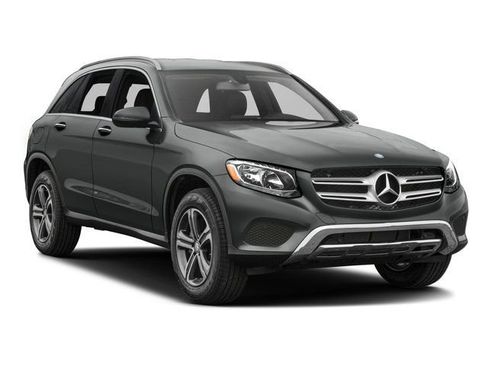 Used 2017 Mercedes-Benz GLC 300 4MATIC image 6