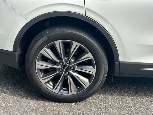 Used 2022 Lincoln Corsair Reserve w/ Elements Package FWD image 19