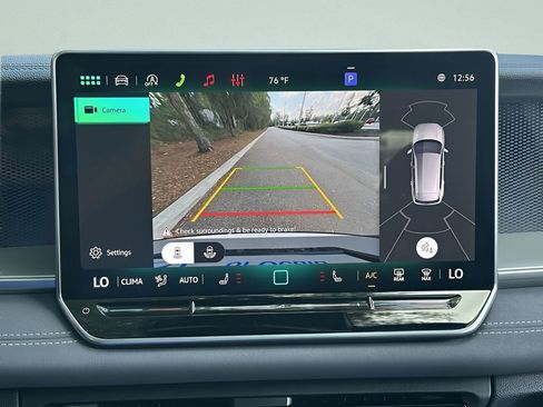 New 2026 Volkswagen Tiguan SE R-Line image 17