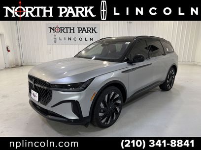 New 2026 Lincoln Nautilus Reserve w/ Jet Appearance Package