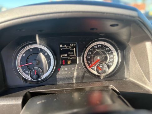 Used 2018 RAM 3500 Tradesman w/ Chrome Appearance Group AWD/4WD image 30