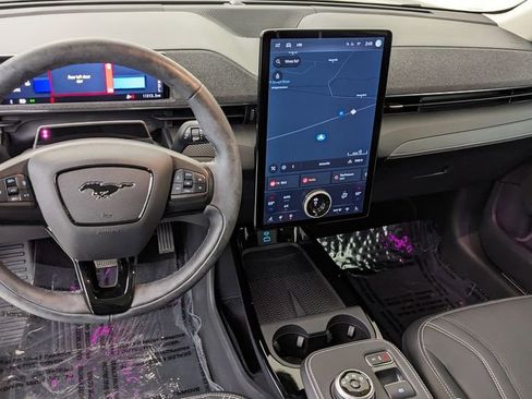 Certified 2023 Ford Mustang Mach-E Premium image 4