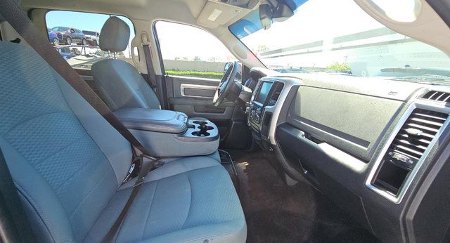 Used 2016 RAM 1500 Classic SLT w/ Trailer & Traction Group AWD/4WD image 7