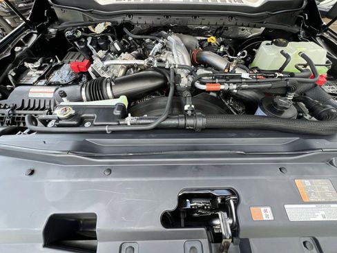 New 2025 Ford F350 Platinum image 28